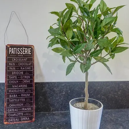 Вілла The Moonlight Sea View By Hello Homes *