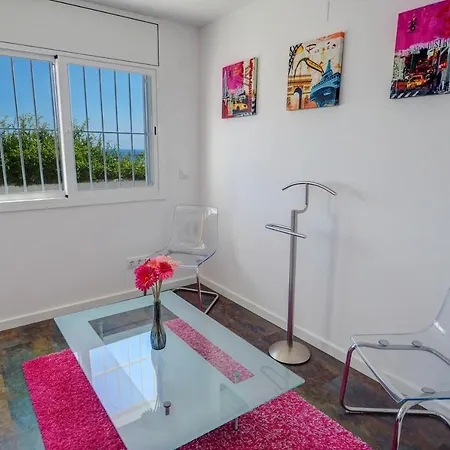 Вілла The Moonlight Sea View By Hello Homes *