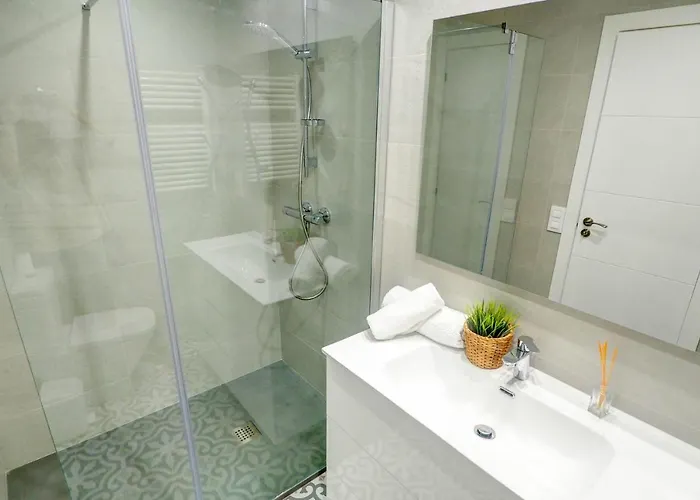 The Moonlight Sea View By Hello Homes סיטגס