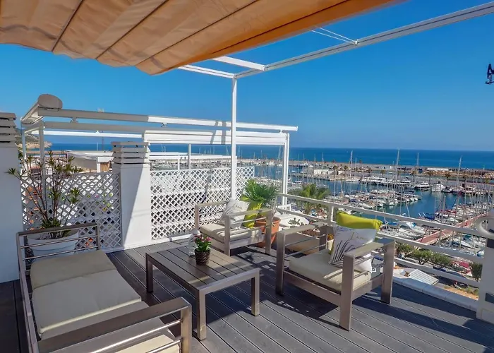 The Moonlight Sea View By Hello Homes וילה סיטגס