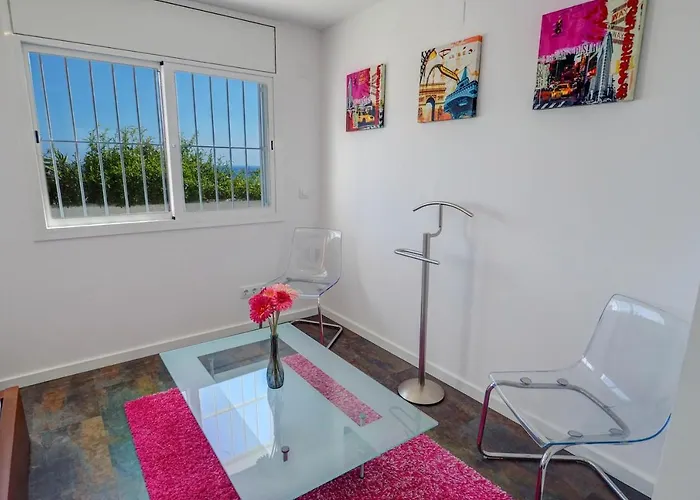 וילה The Moonlight Sea View By Hello Homes *