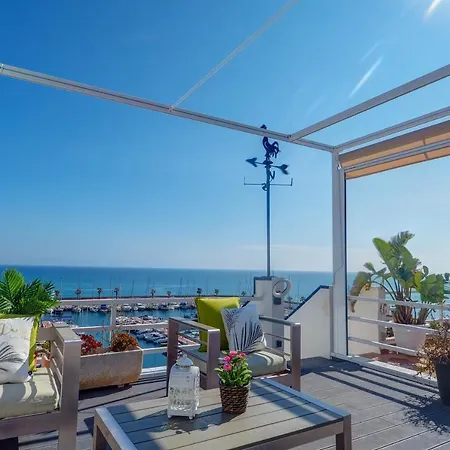 The Moonlight Sea View By Hello Homes Willa
